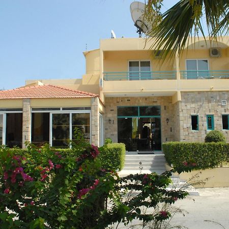 Barbie Hotel Apartments Jaliszósz Kültér fotó