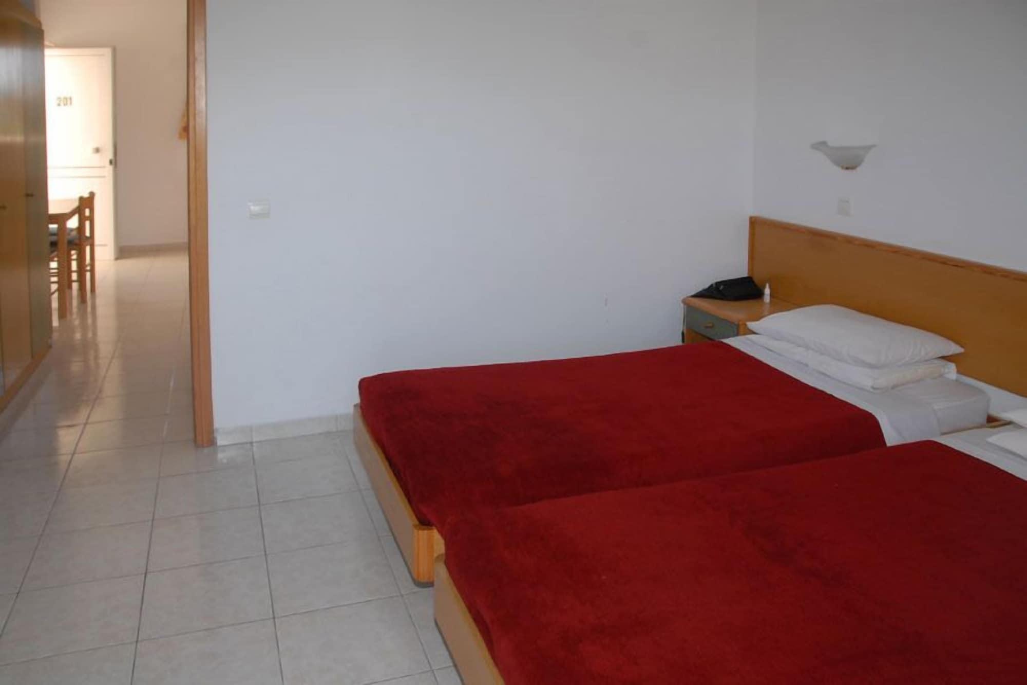 Barbie Hotel Apartments Jaliszósz Kültér fotó