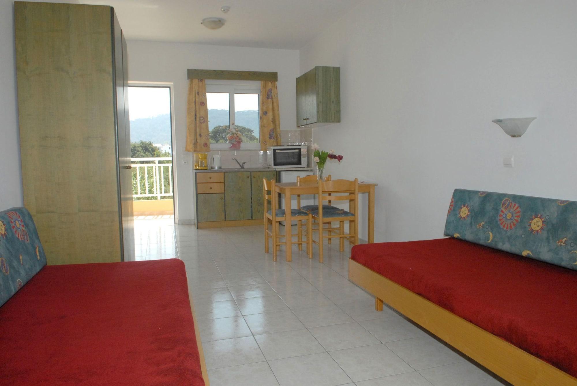 Barbie Hotel Apartments Jaliszósz Kültér fotó