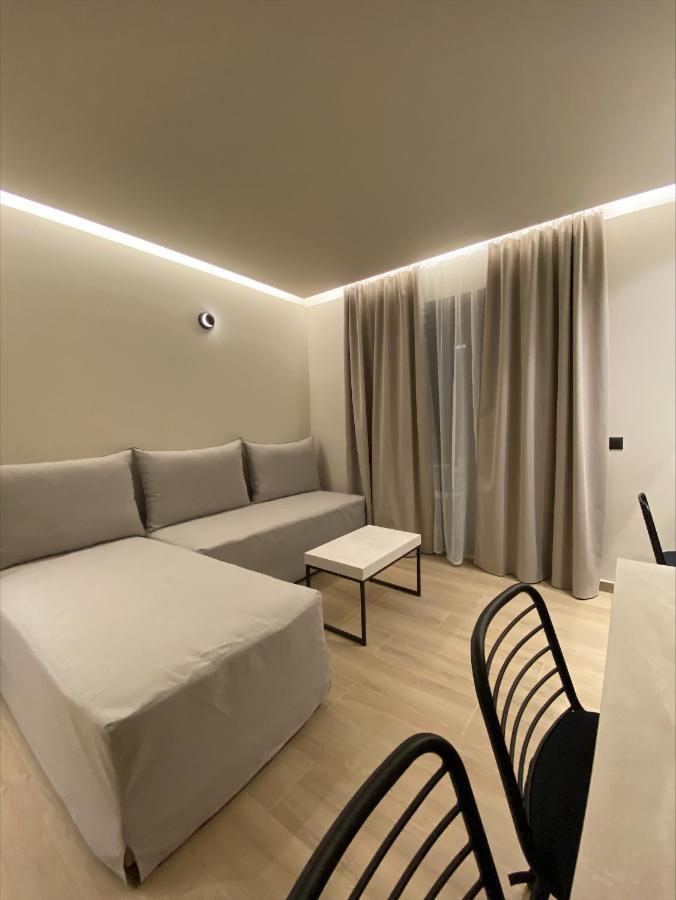 Barbie Hotel Apartments Jaliszósz Kültér fotó
