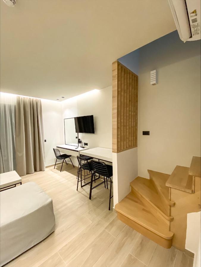 Barbie Hotel Apartments Jaliszósz Kültér fotó