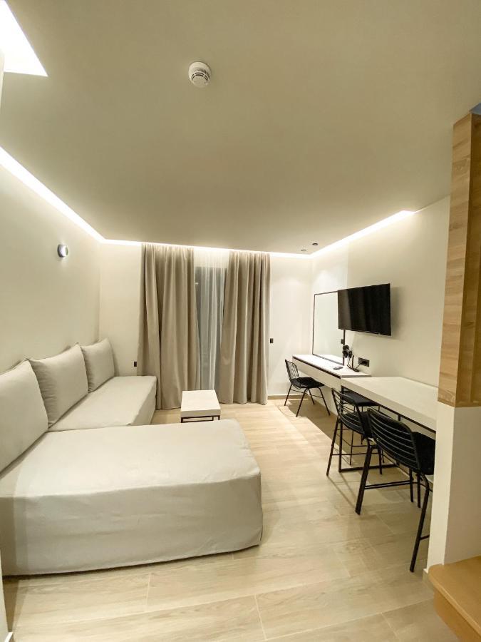 Barbie Hotel Apartments Jaliszósz Kültér fotó