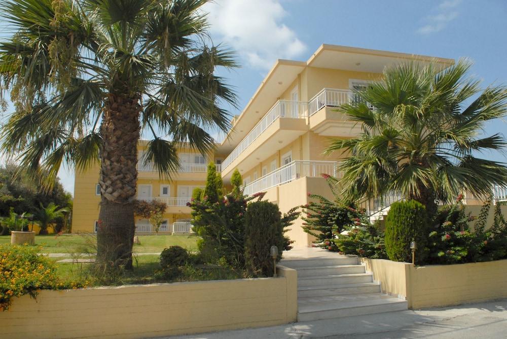 Barbie Hotel Apartments Jaliszósz Kültér fotó